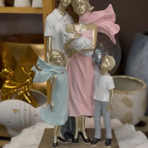 Skulpturë Familjare Elegante