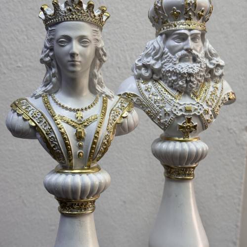 Statuja Mbretërore